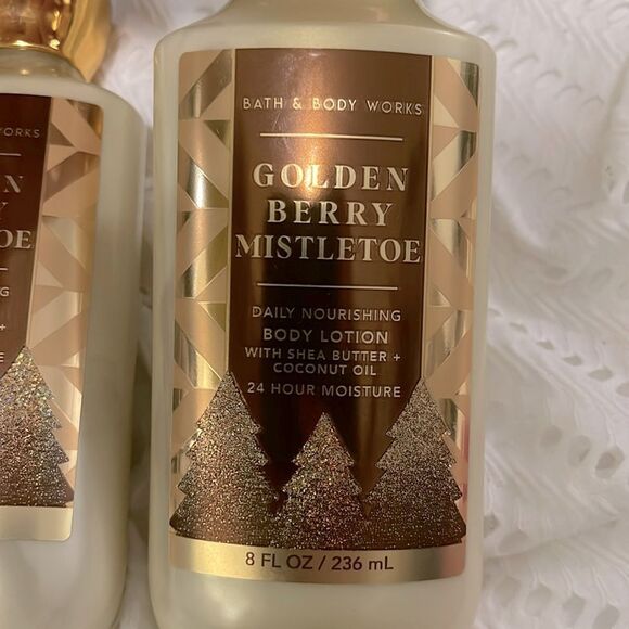 NEW - Bath & Body Works. Golden Berry Mistletoe - Picture 2 of 3